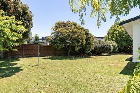 Photo of property in 15 Monowai Street, Mount Maunganui, 3116