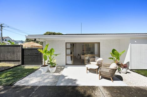 Photo of property in 124a Karewa Parade, Papamoa Beach, Papamoa, 3118