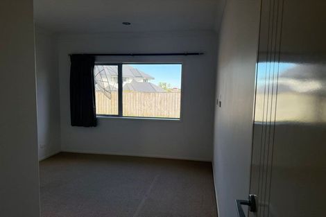 Photo of property in 831a Chapel Road, Shamrock Park, Auckland, 2016