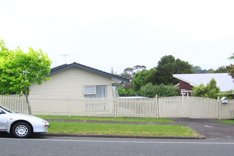 Photo of property in 69 Gossamer Drive, Pakuranga Heights, Auckland, 2010