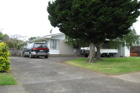 Photo of property in 11 Waterlea Avenue, Mangere Bridge, Auckland, 2022