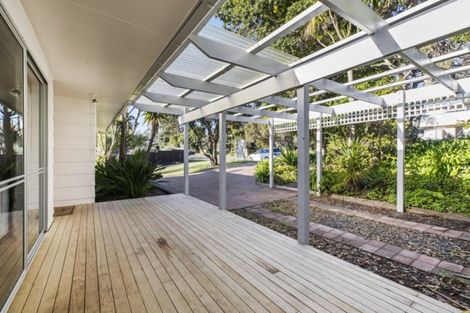 Photo of property in 79 Gledstane Road, Stanmore Bay, Whangaparaoa, 0932