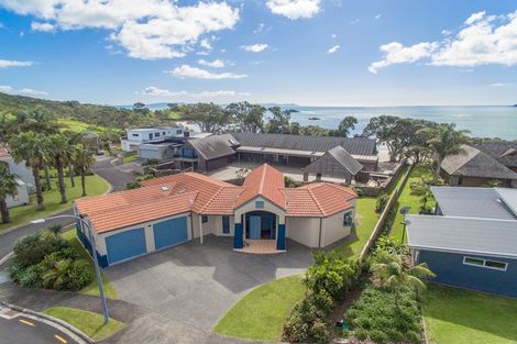 Photo of property in 28 Bayside Drive, Coopers Beach, 0420