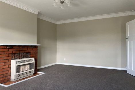 Photo of property in 73 Whites Line East, Waiwhetu, Lower Hutt, 5010