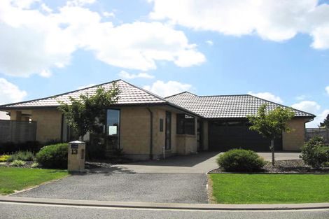 Photo of property in 13 Edwin Trent Drive, Prebbleton, 7604