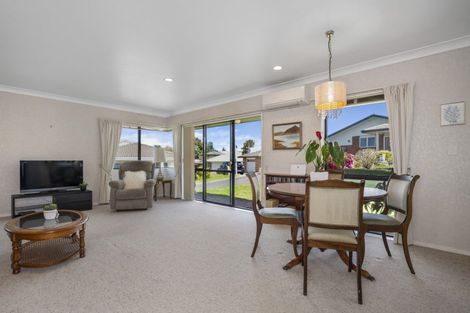 Photo of property in 32 Racecourse Way, Gate Pa, Tauranga, 3112