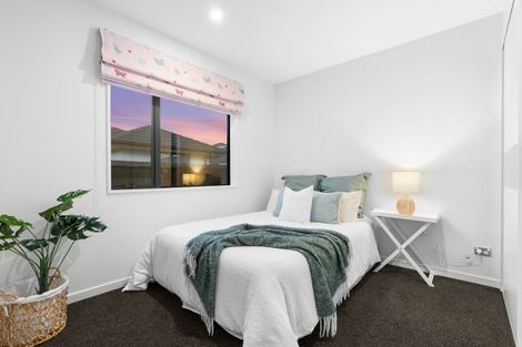 Photo of property in 4 Schofield Lane, Hornby, Christchurch, 8025