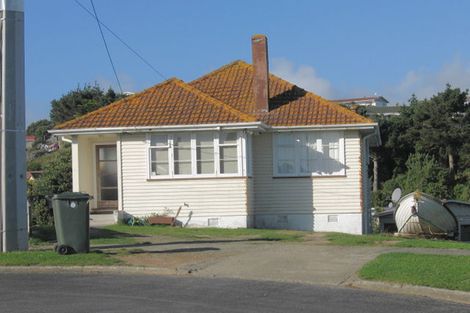 Photo of property in 44 Spur Grove, Titahi Bay, Porirua, 5022