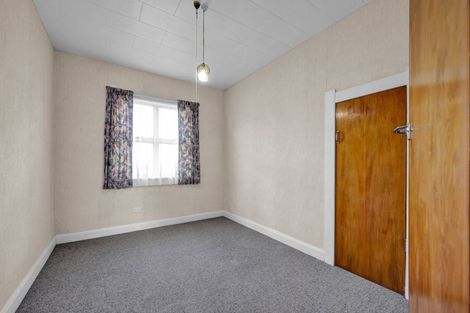 Photo of property in 16 Layard Street, Opunake, 4616