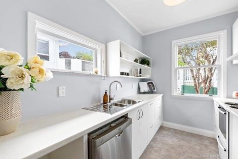 Photo of property in 45 Weld Street, Wadestown, Wellington, 6012