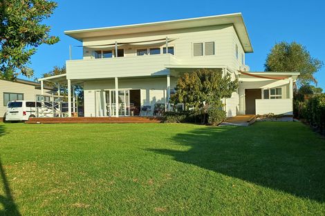 Photo of property in 19 Pacific Place, Whitianga, 3510