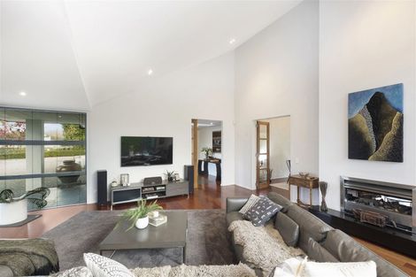 Photo of property in 569 Johns Road, Harewood, Christchurch, 8051