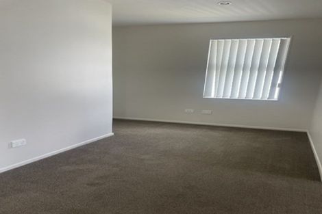 Photo of property in 10 Pipipi Crescent, Takanini, 2112