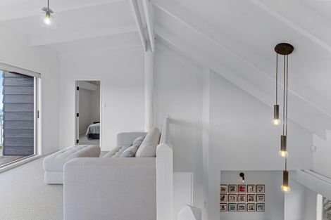 Photo of property in 43 Cumberland Street, Leigh, 0985