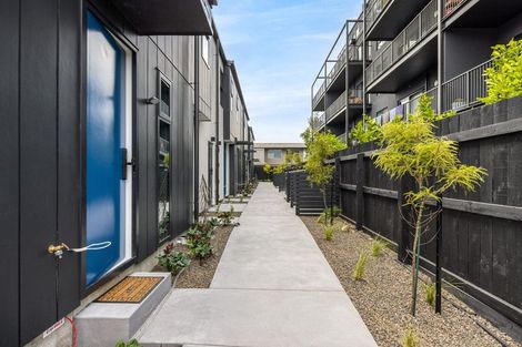 Photo of property in 2/276 Barbadoes Street, Christchurch Central, Christchurch, 8011