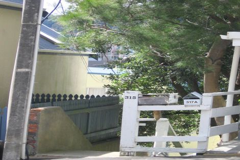 Photo of property in 315 The Terrace, Te Aro, Wellington, 6011