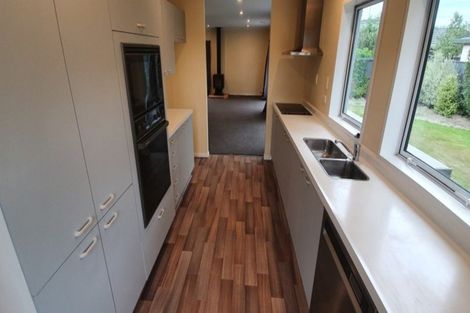 Photo of property in 37 Lancewood Drive, Halswell, Christchurch, 8025