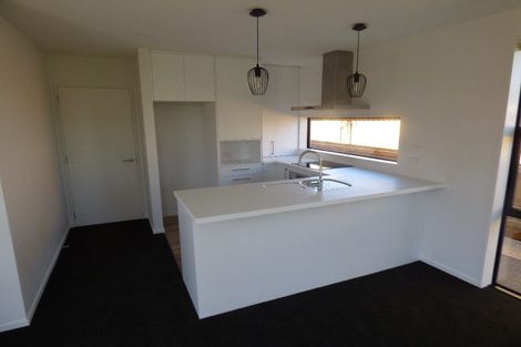 Photo of property in 40 Tara Crescent, Woodend, 7610