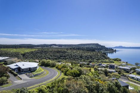 Photo of property in 20 Turangitukua Terrace, Kuratau, Turangi, 3381
