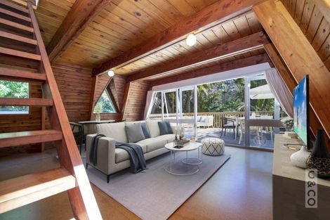 Photo of property in 123 Motutara Road, Muriwai, Waimauku, 0881