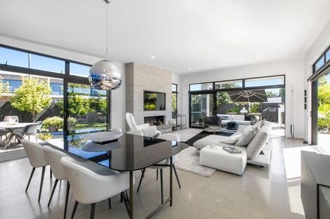 Photo of property in 86 Coast Boulevard, Papamoa Beach, Papamoa, 3118