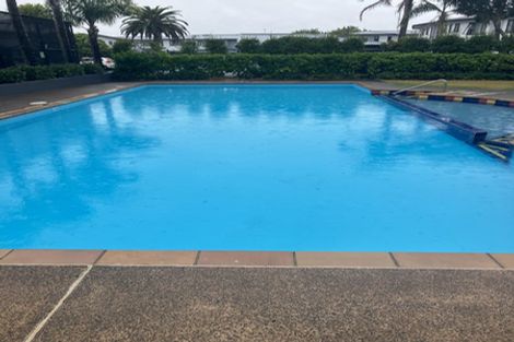 Photo of property in 44/2 Armoy Drive, East Tamaki, Auckland, 2016