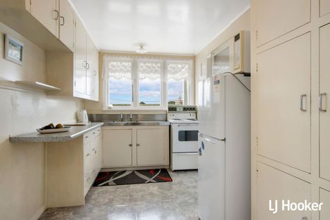 Photo of property in 1 Hinemoa Road, Waihi Beach, 3611