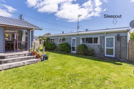 Photo of property in 13 Rauparaha Street, Waikanae Beach, Waikanae, 5036