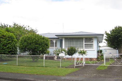 Photo of property in 40 Tairere Crescent, Rosehill, Papakura, 2113