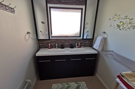 Photo of property in 1/52 Lochee Road, Upper Riccarton, Christchurch, 8041