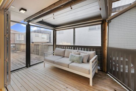 Photo of property in 37a Bradbury Road, Botany Downs, Auckland, 2010