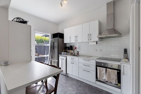 Photo of property in 10a Sydney Street, Palmerston North, 4414