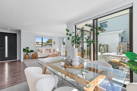 Photo of property in 13a Dickson Road, Papamoa Beach, Papamoa, 3118