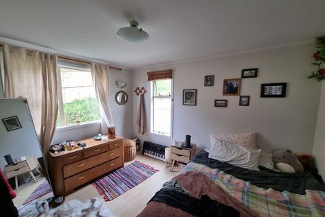 Photo of property in 72 Buckley Road, Southgate, Wellington, 6023