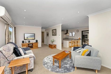 Photo of property in 25 Kanawa Street, Waikanae, 5036