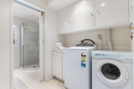 Photo of property in 1/34 Milford Road, Milford, Auckland, 0620