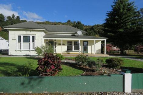 Photo of property in 3 Rosstown Road, Reefton, 7830