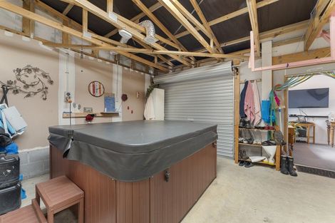 Photo of property in 373 Broadway, Stratford, 4332