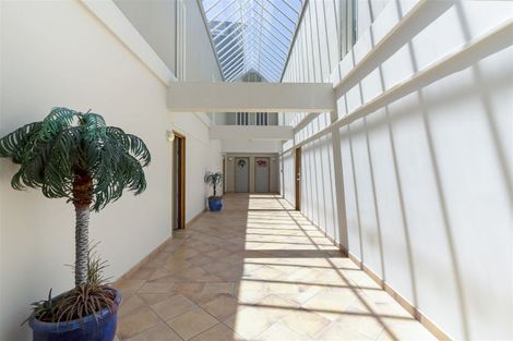 Photo of property in 7/81 Birkenhead Avenue, Birkenhead, Auckland, 0626