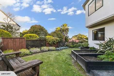 Photo of property in 1/262 Onewa Road, Birkenhead, Auckland, 0626