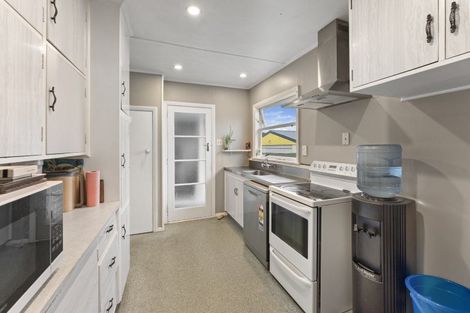 Photo of property in 75 Wise Street, Wainuiomata, Lower Hutt, 5014