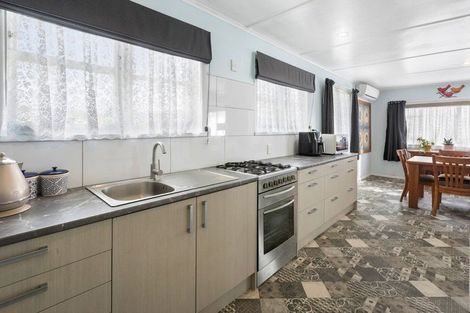 Photo of property in 15 Clive Road, Katikati, 3129