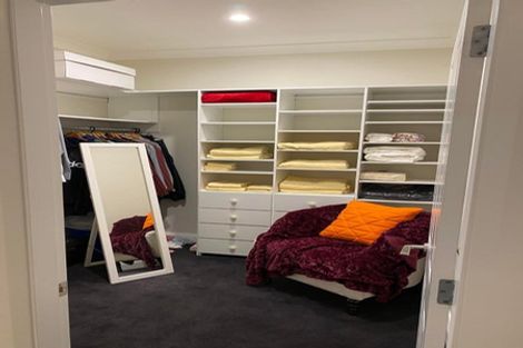 Photo of property in 2 Blundell Way, Heretaunga, Upper Hutt, 5018