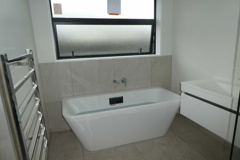 Photo of property in 12 Broadway Parade, Rolleston, 7615