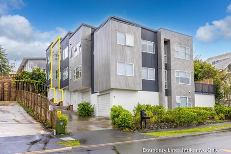 Photo of property in 4/12 Scotland Place, Hillcrest, Hamilton, 3216
