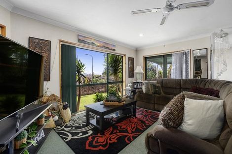 Photo of property in 30 Summerhaven Place, Ohauiti, Tauranga, 3112