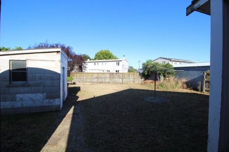 Photo of property in 69 Bridge Street, Bulls, 4818