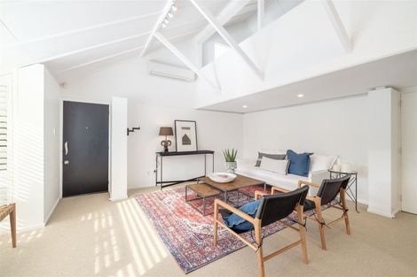 Photo of property in 2/501 Ilam Road, Bryndwr, Christchurch, 8052