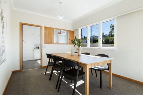 Photo of property in 1/15 Birkley Road, Bayswater, Auckland, 0622