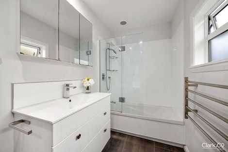 Photo of property in 29 Mana Esplanade, Paremata, Porirua, 5026
